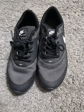 Nike Air Max Thea Men's Black/White Running Shoes